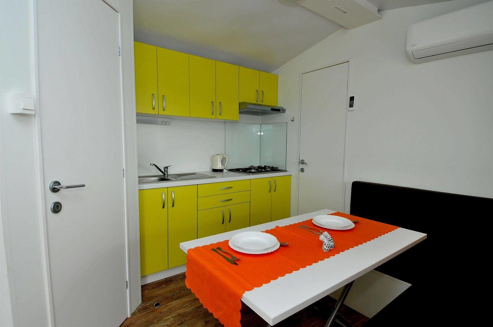 Mobile Homes Basko Polje Campground Baška Voda Εξωτερικό φωτογραφία